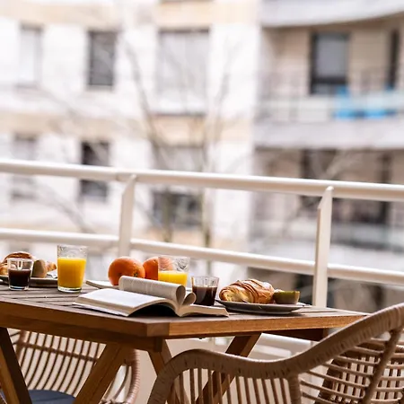 Le Bord De Seine 5min à Pieds Gare Parking Privé Gratuit Apartamento *